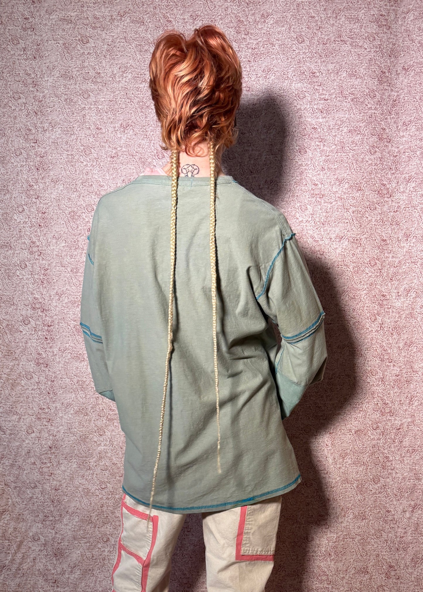 dye removal extended sleeve T