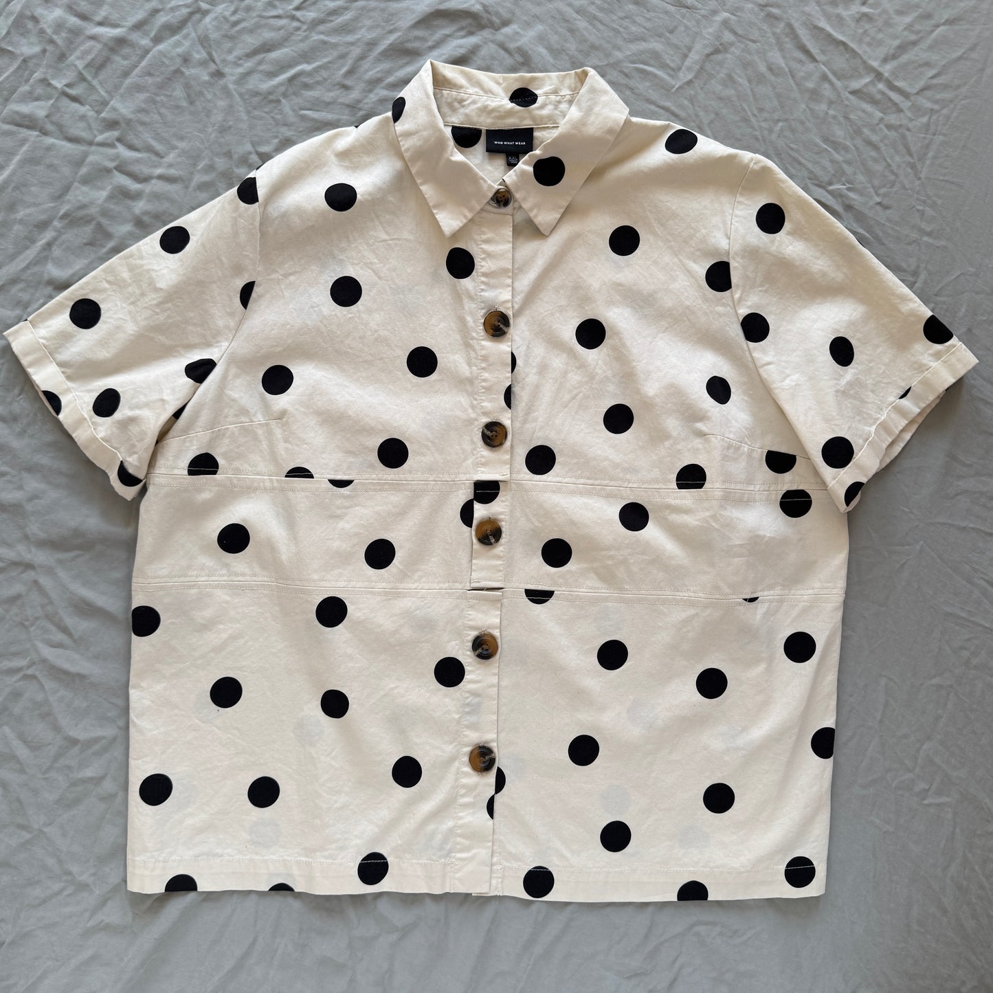 NON-BINARY button shirts (dots)