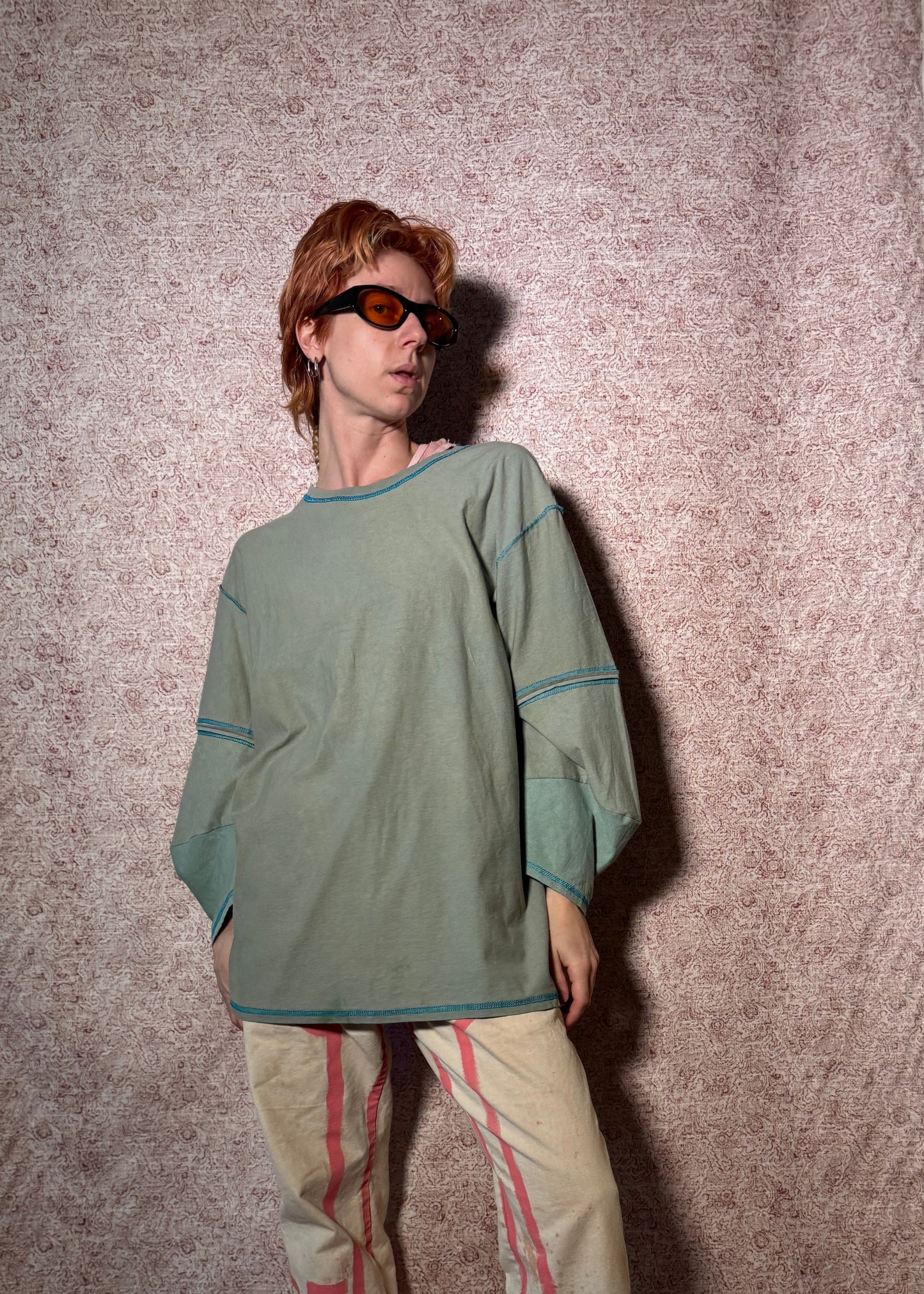 dye removal extended sleeve T