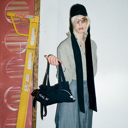 Flip tote