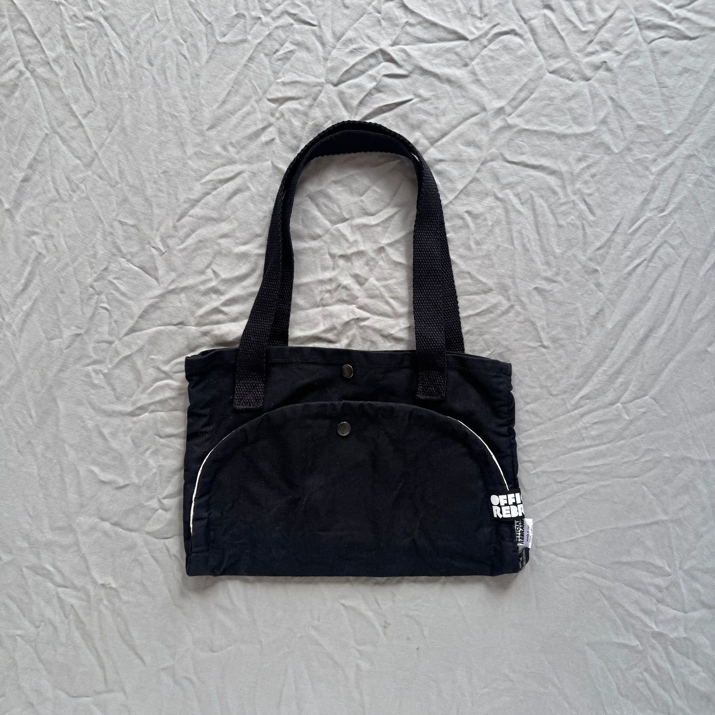 Flip tote