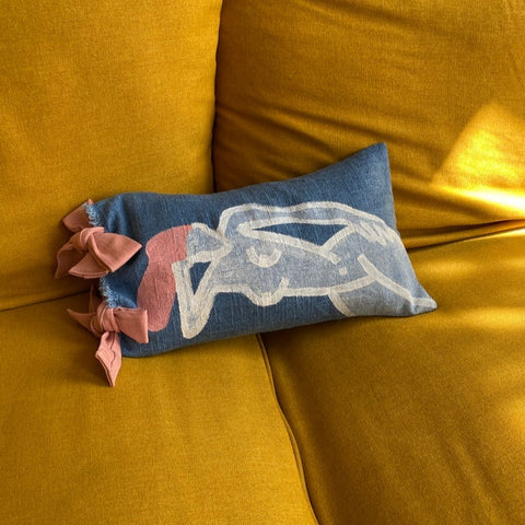 BODY pillow
