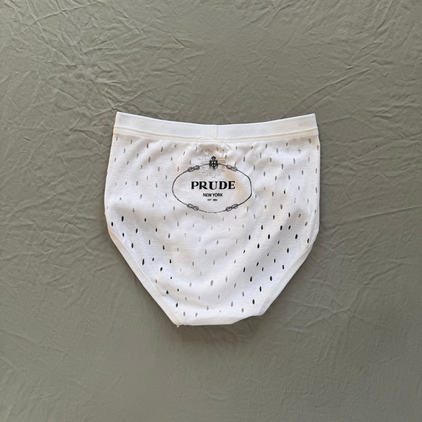 WEAR AND TEAR - Prude briefs