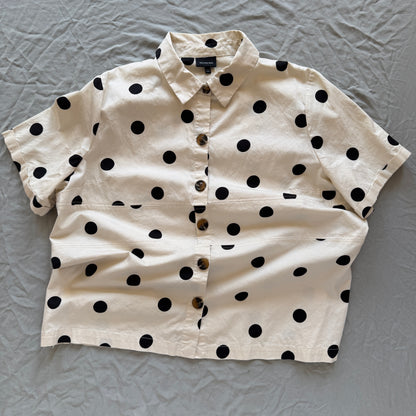 NON-BINARY button shirts (dots)