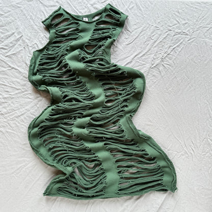 sliced ribs dress