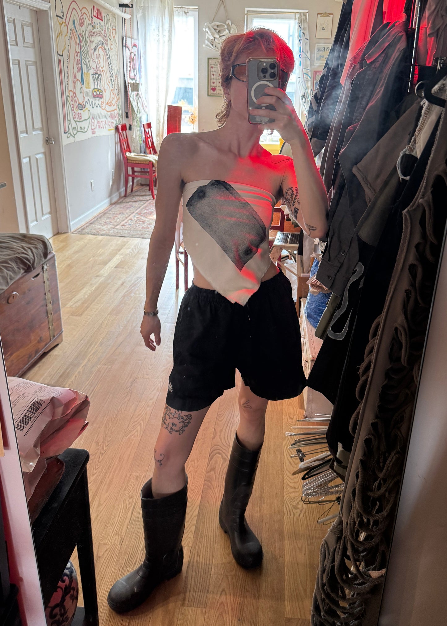 tit hankie
